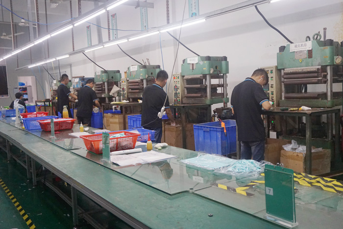 反光硅胶商标_硅胶制品成型 反光硅胶商标_硅胶制品成型